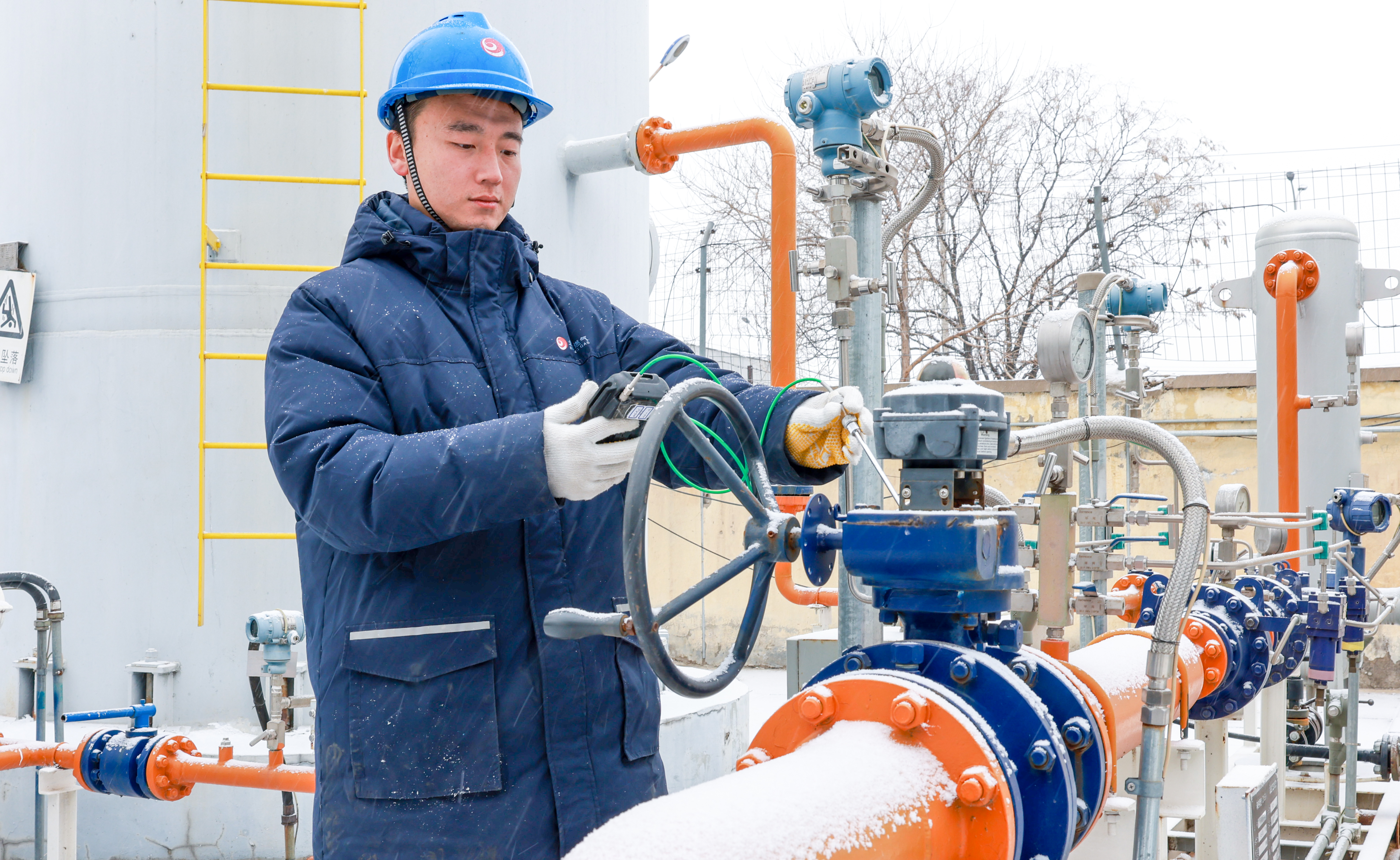 “保供有我”+北京市燃气集团有限责任公司新闻中心+燃守初心 护航万家 —— 北京燃气保供一线纪实+王征+13810108659 (4).jpg